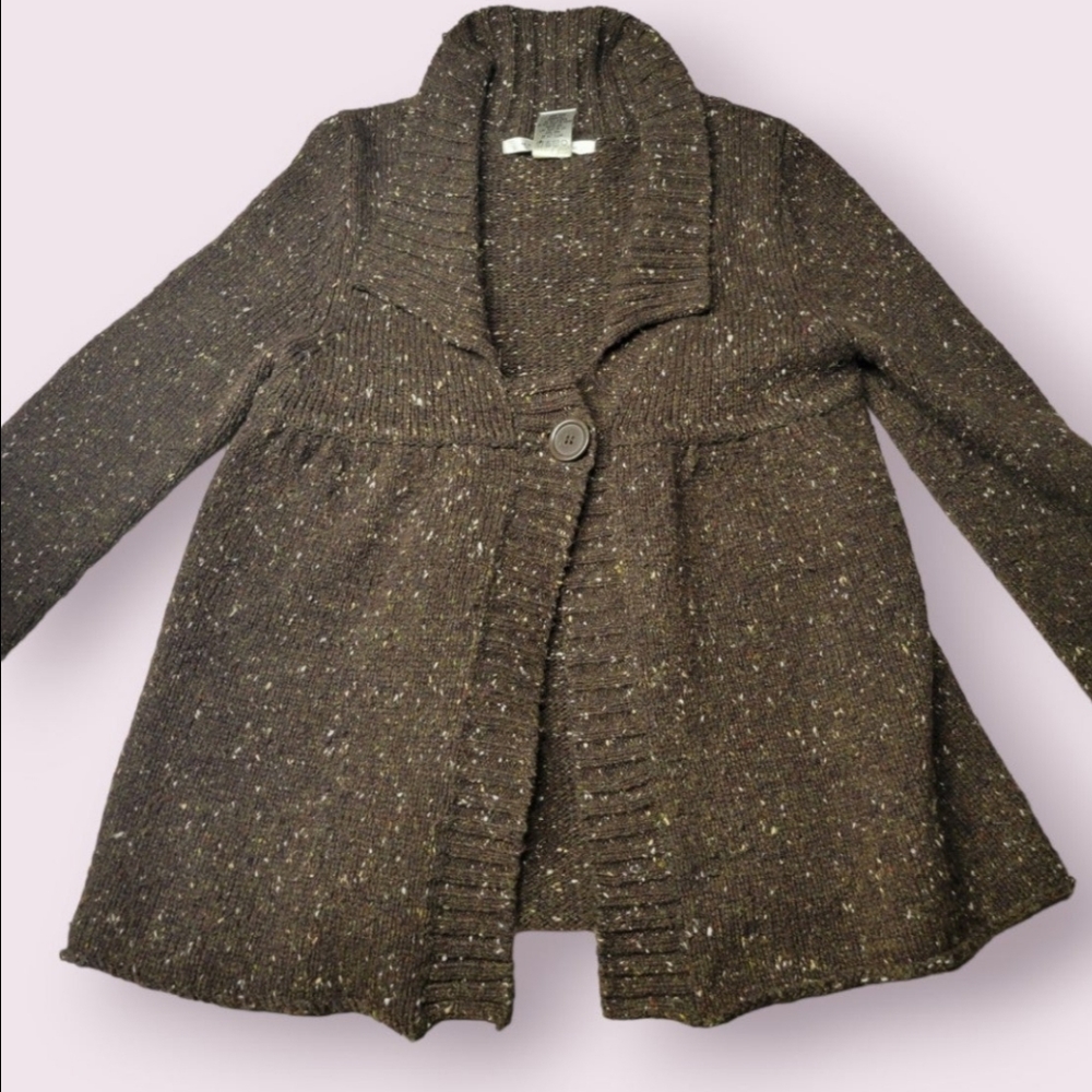 Brown cardigan.